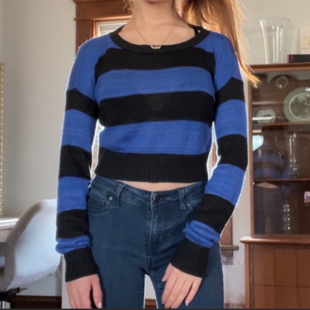 stripped cropped sweater